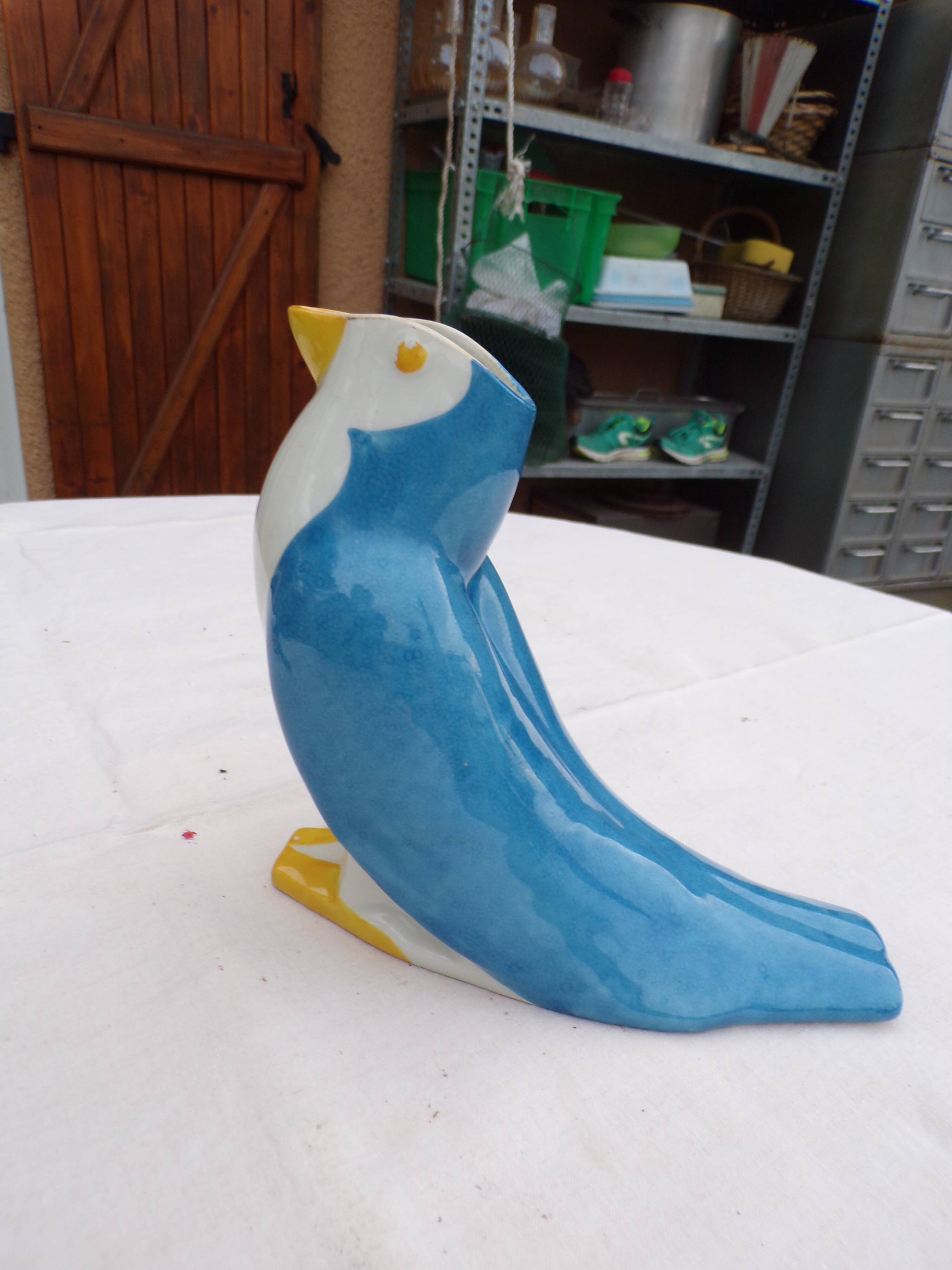 Pitcher Sandoz Havilland Penguin