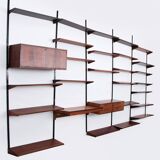 Système mural modulaire en bois foncé de Kai Kristiansen - FM Møbler