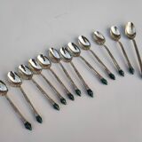 Set of boxed silver teaspoons