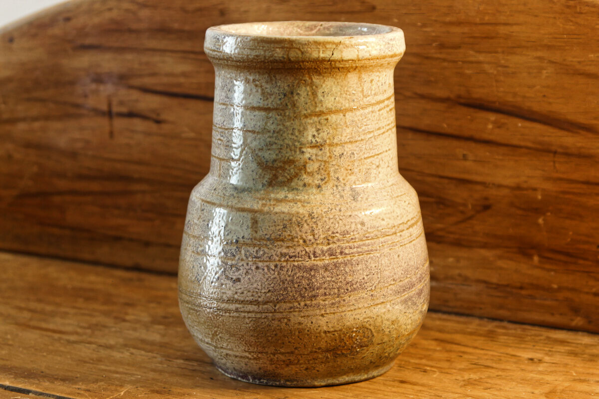 Glazed sandstone vase