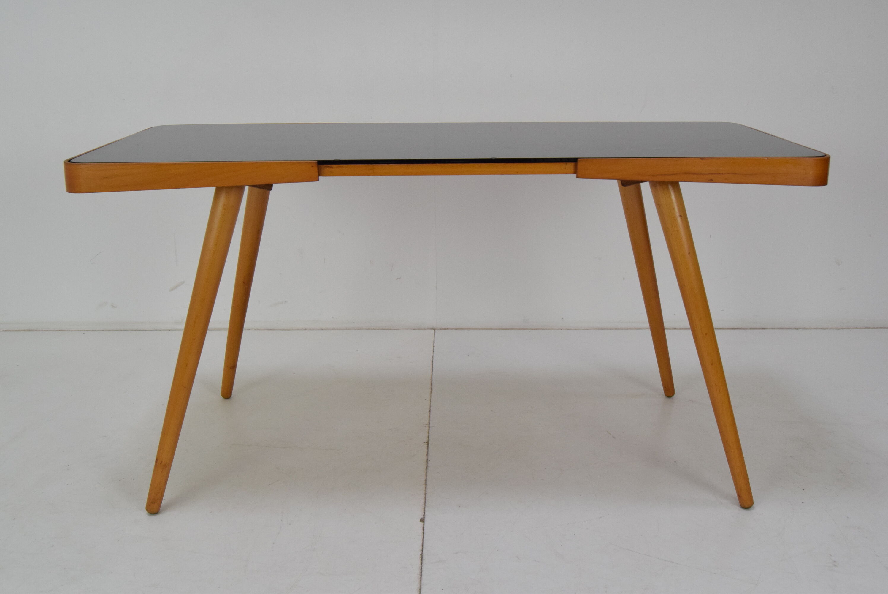 Mid-century coffee table designed  by Miroslav Navrátil,1960's.