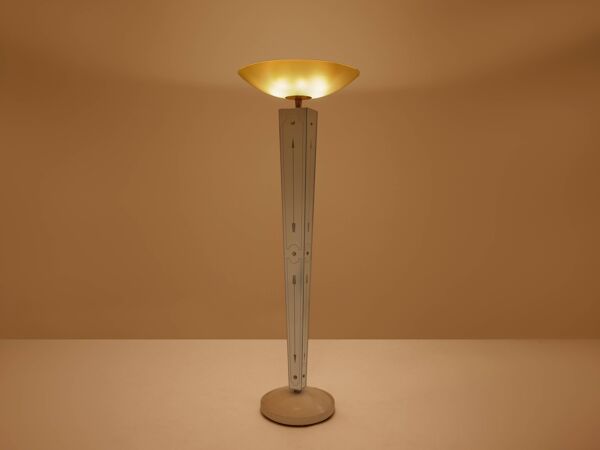 Lampadaire en miroir, bois peint et laiton par Emilio Lancia, vers 1940