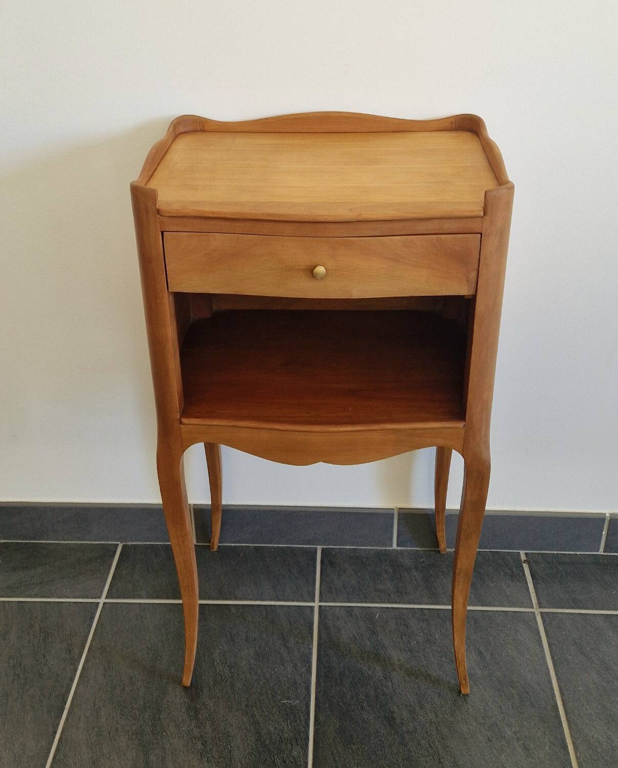 Solid cherry bedside table - Louis XV style - Signed DR