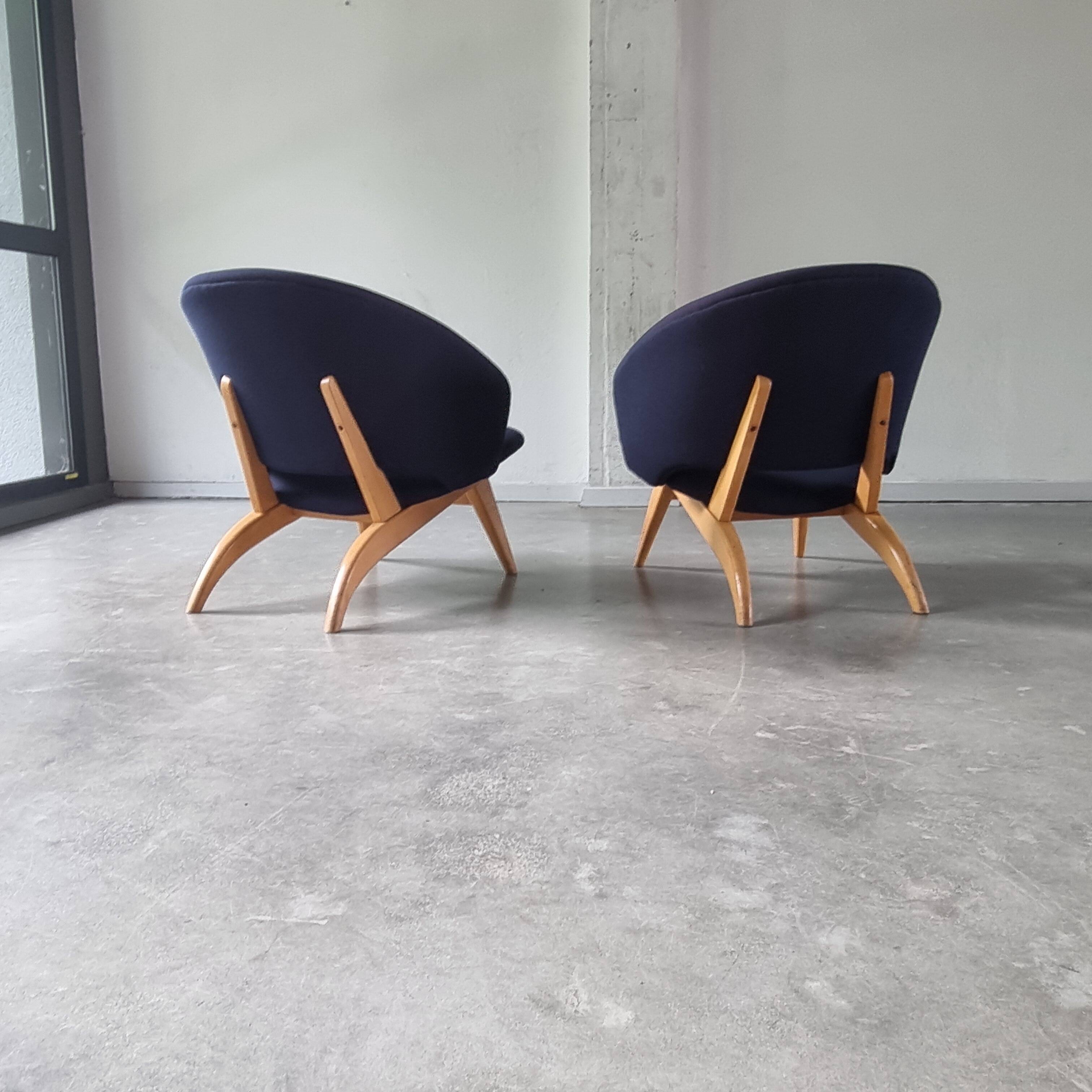 Set of two mid century lounge or cocktail chairs by Theo Ruth for Artifort