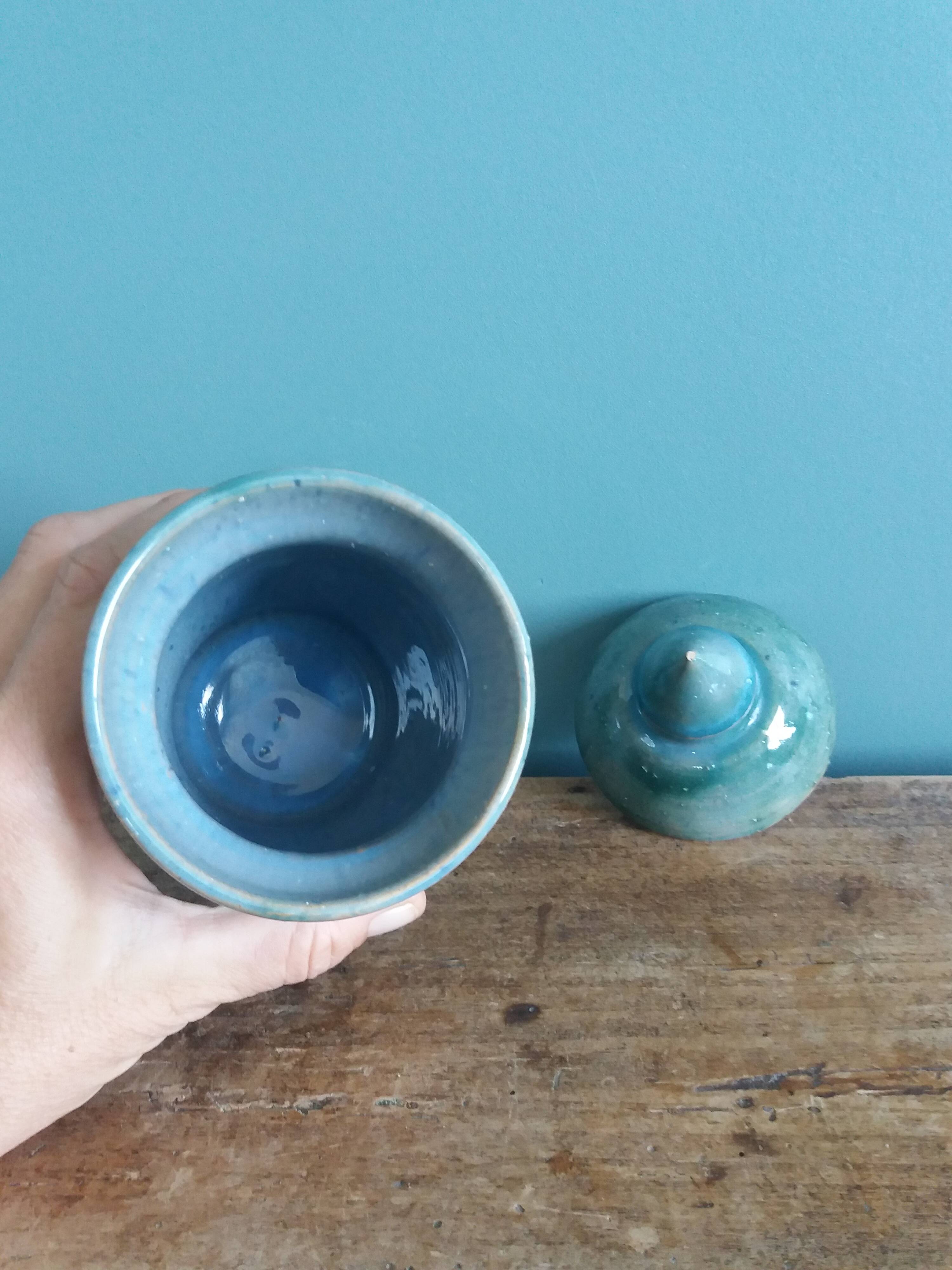 Pot couvert bonbonnière céramique signée