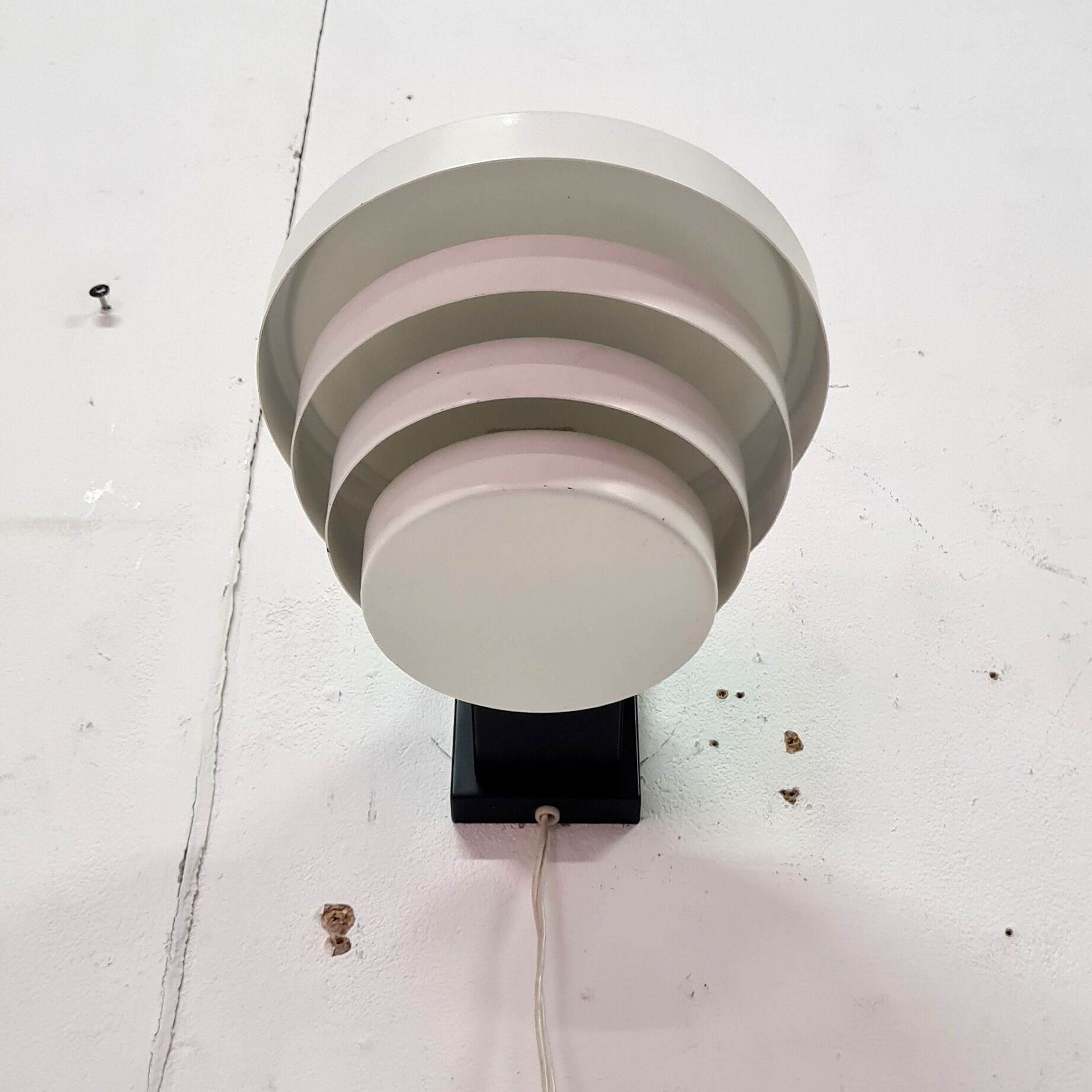 Minimalist wall lamp by Raak, Netherlands 1950s