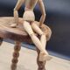 Tabouret tripode pieds boules
