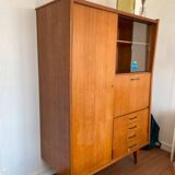 Armoire secrétaire scandinave,  Pied compas