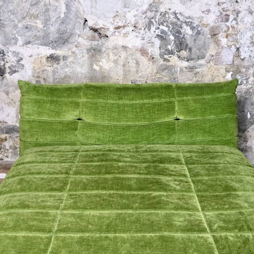 Original Togo velvet bed by Michel Ducaroy for Ligne Roset, 1970s