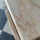 Table basse vintage en marbre rose