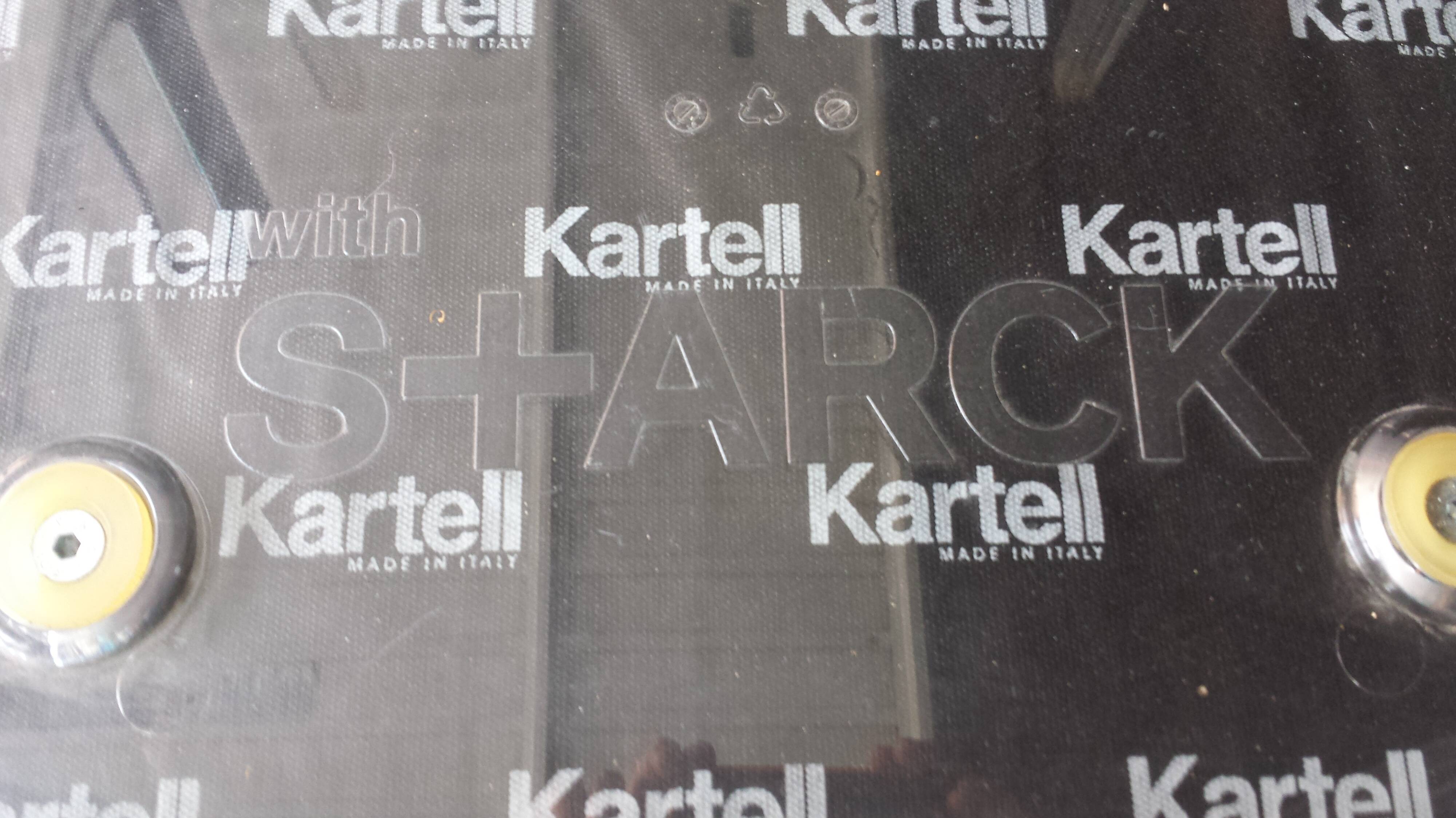 2 fauteuils Mademoiselle Kartell plexi design Philippe Starck
