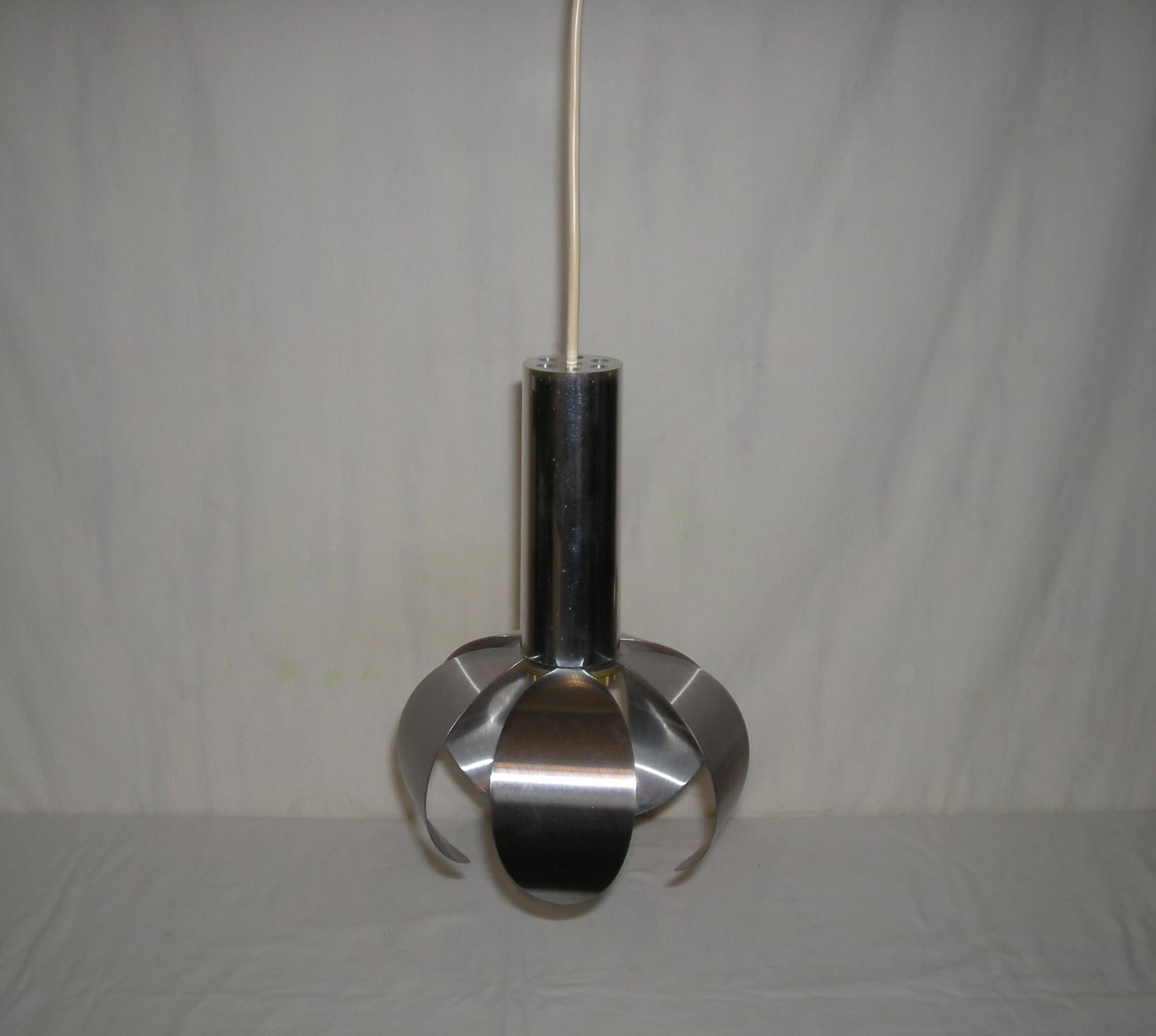 1970s floral suspension