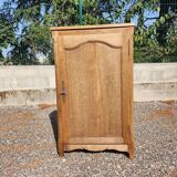 Old small vintage oak 1-door cabinet