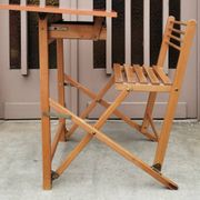 bureau / pupitre pour enfant pliable