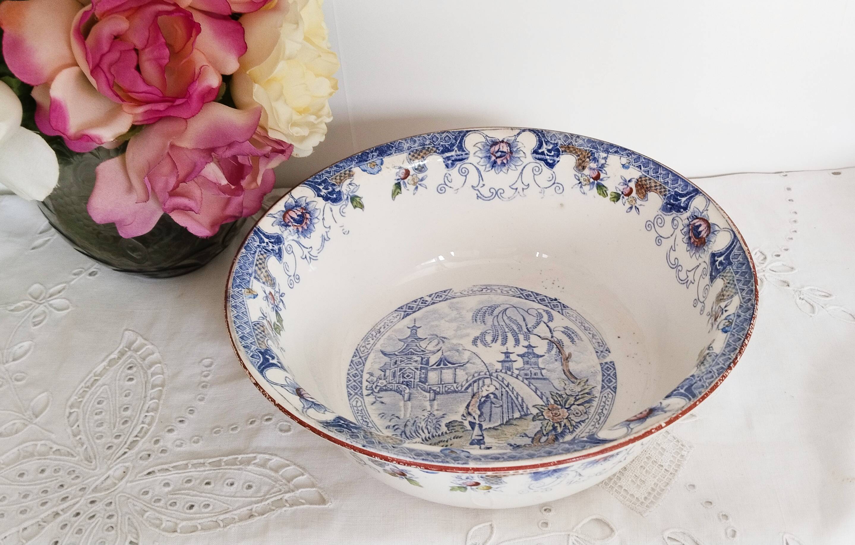 Sarreguemines earthenware salad bowl U and G, Japanese motif