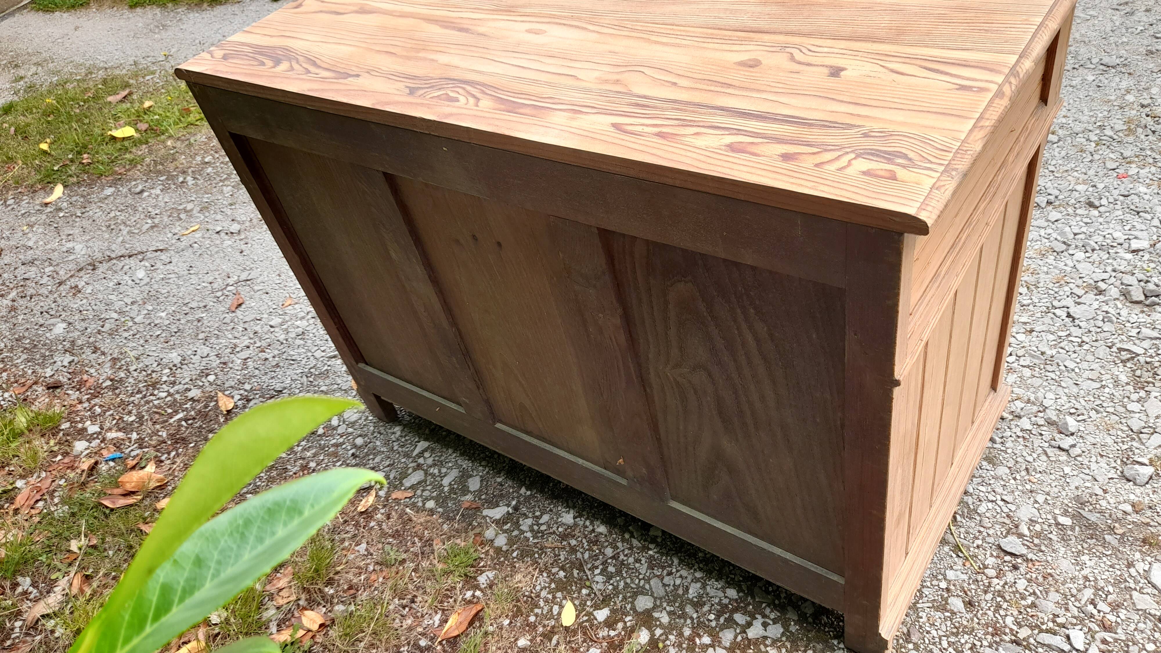 Napoleon III chest of 5 drawers, old pichepin, raw wood