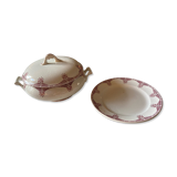 Souptureen and flat Terre de fer Saint Amand