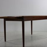 Danish sixties design teakwood extendable dining for Glostrup Møbelfabrik