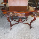 Violin table in Walnut