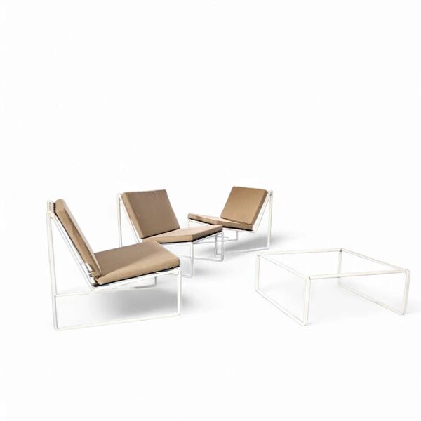Chaises longues Kho Liang Ie 024 / table basse / Artifort 1962