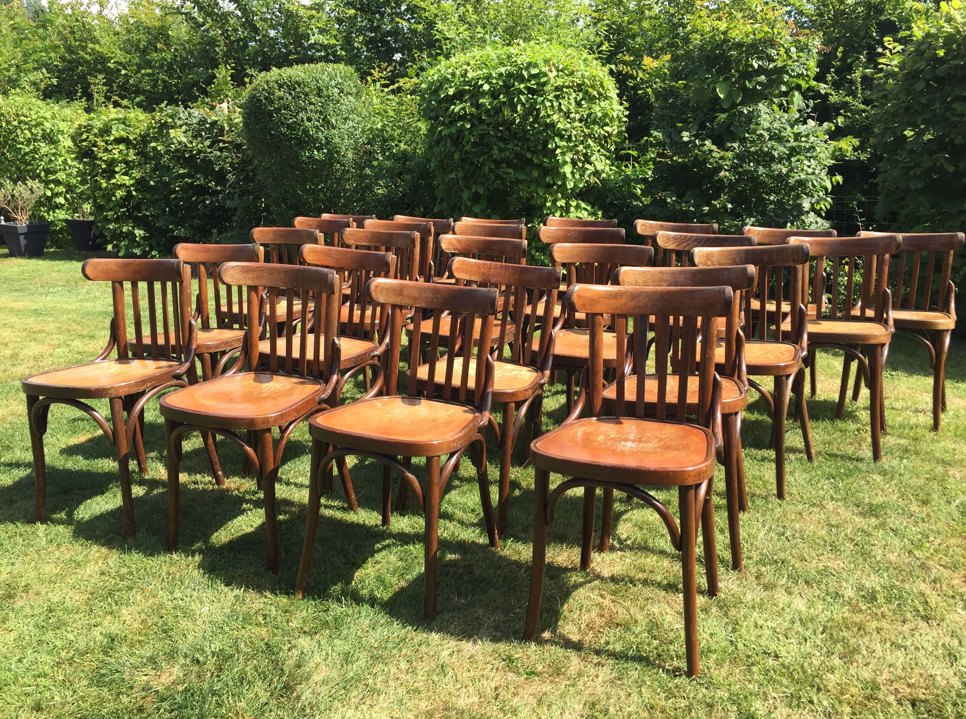 Lot of 26 chairs bistro