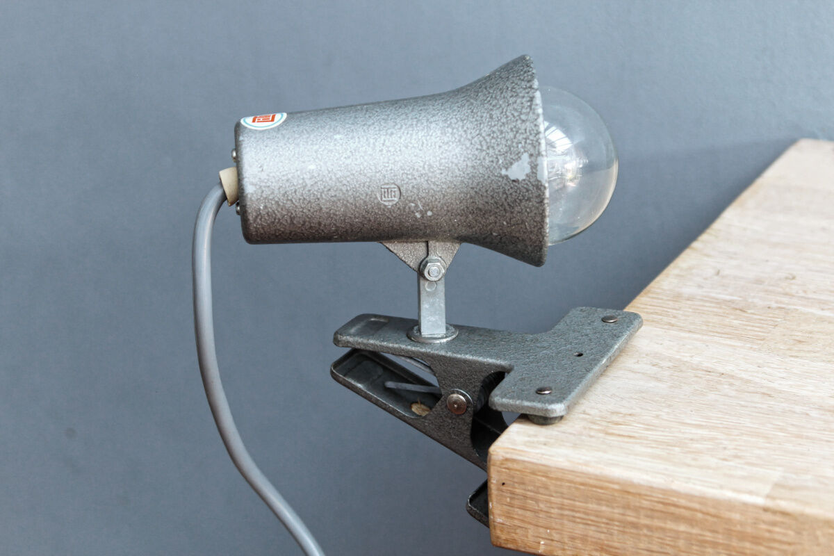 Spot pince Lita gris