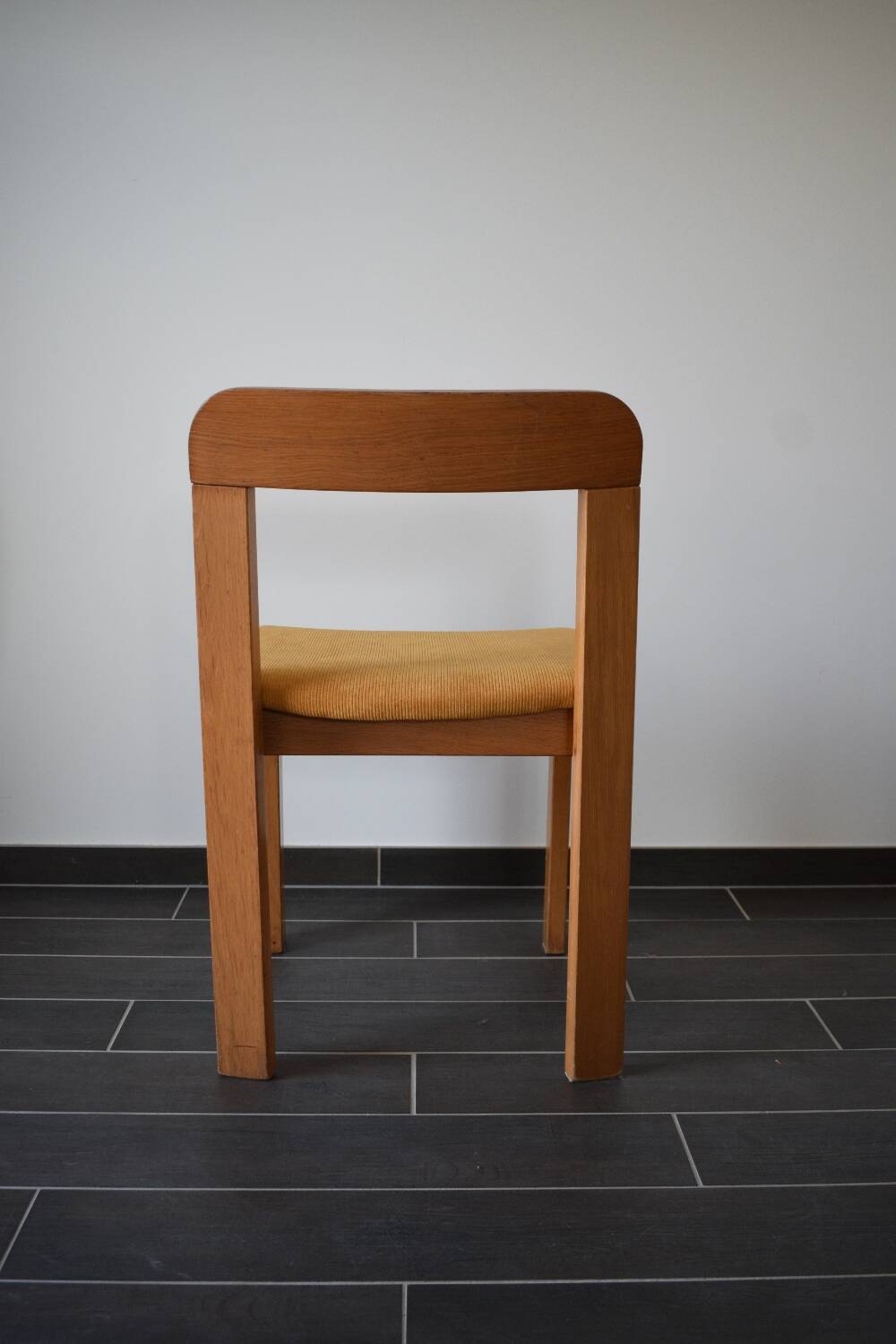 4 70s brutalist style chairs