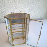 Wall brass showcase