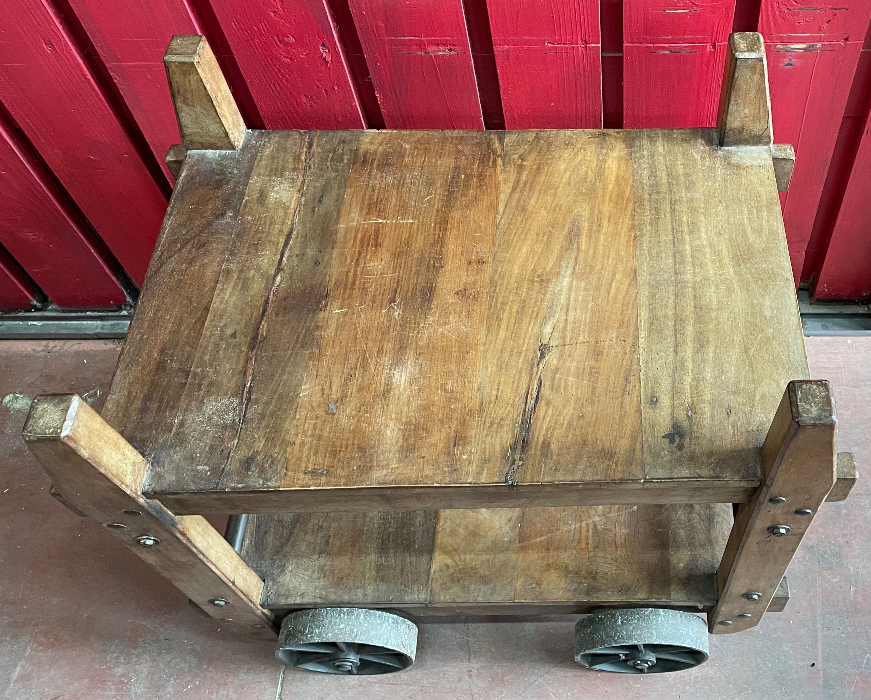 Vintage industrial servant in Teck wood and steel