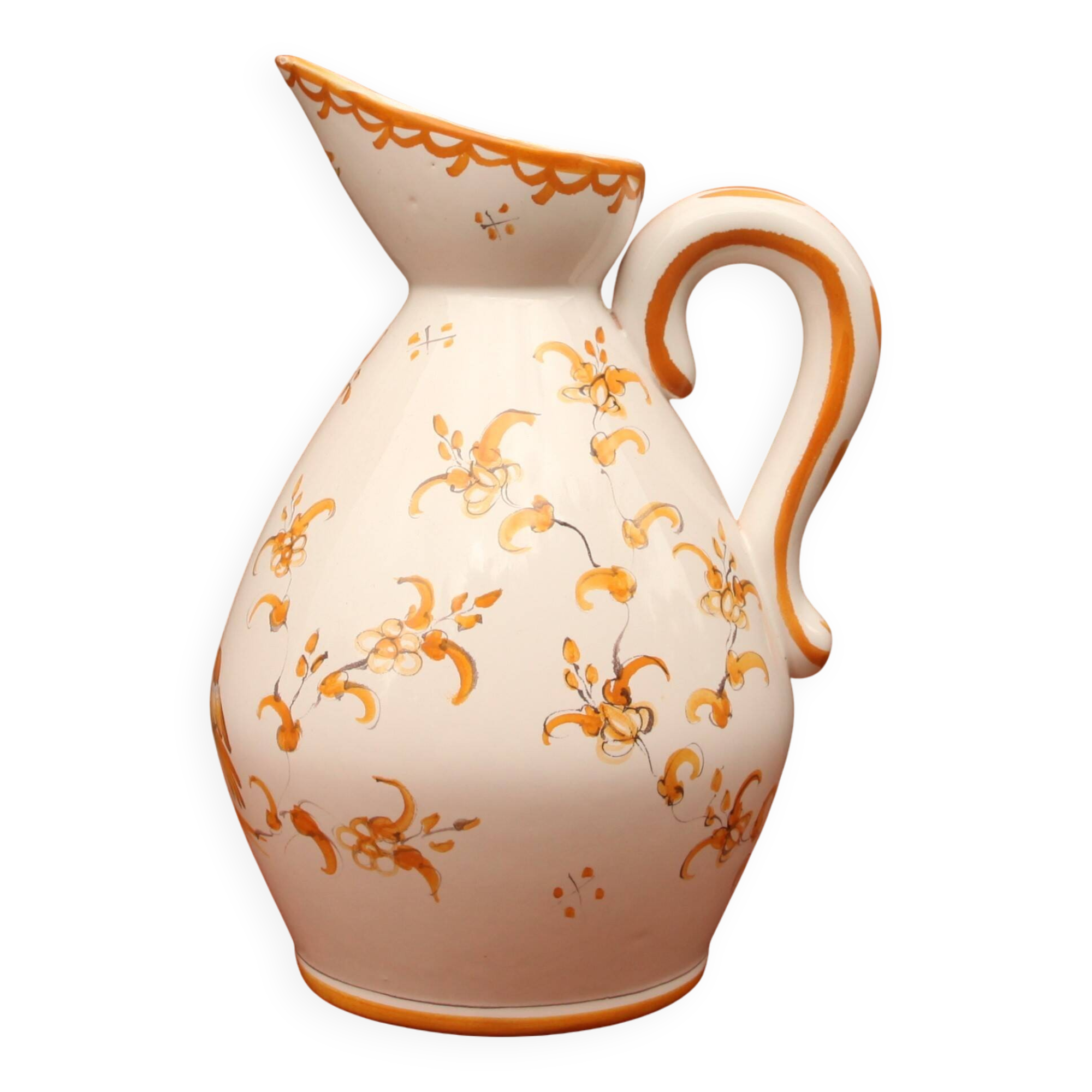 Moustier-decorated water pitcher