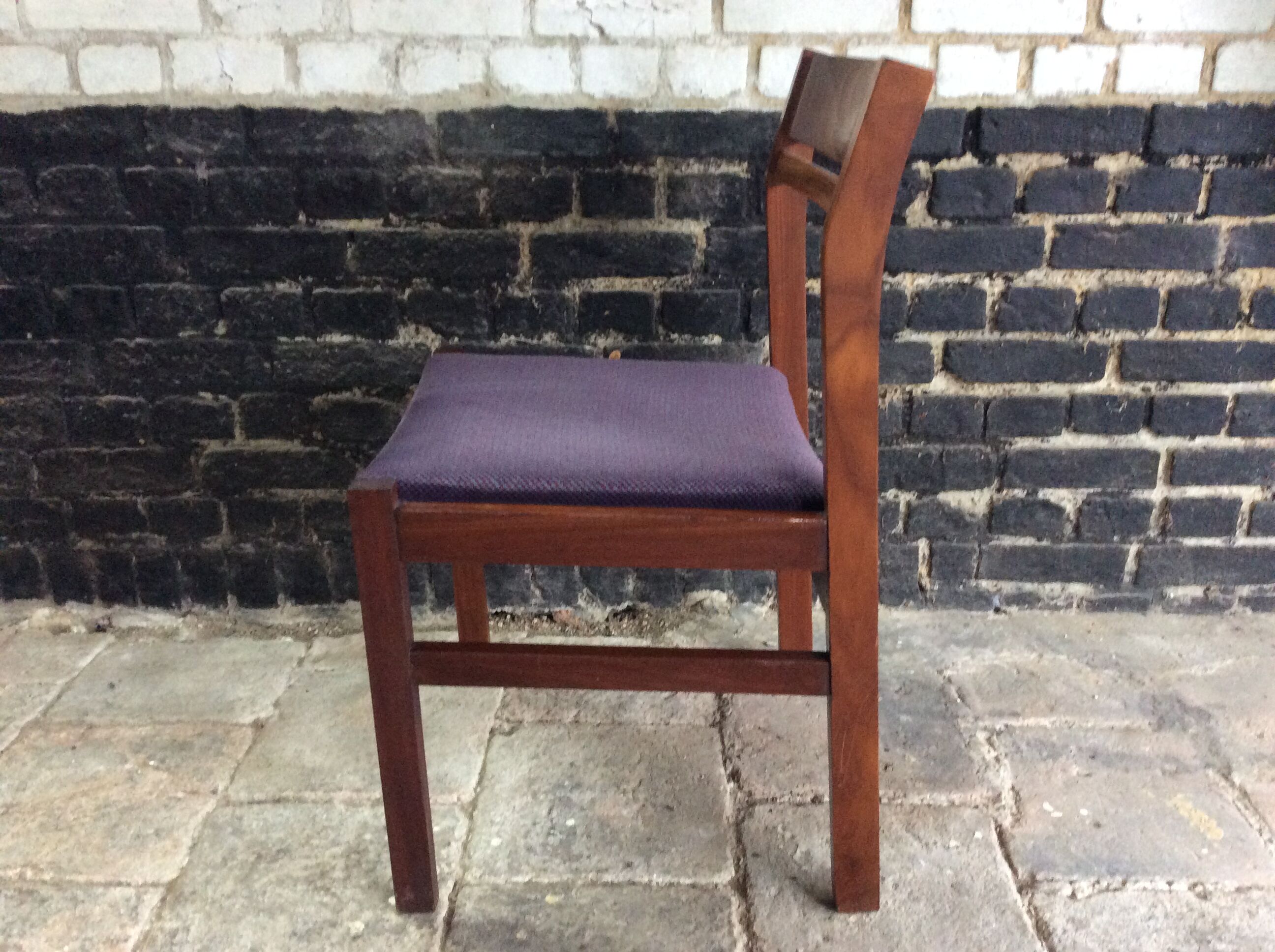 Set of 4 chairs
