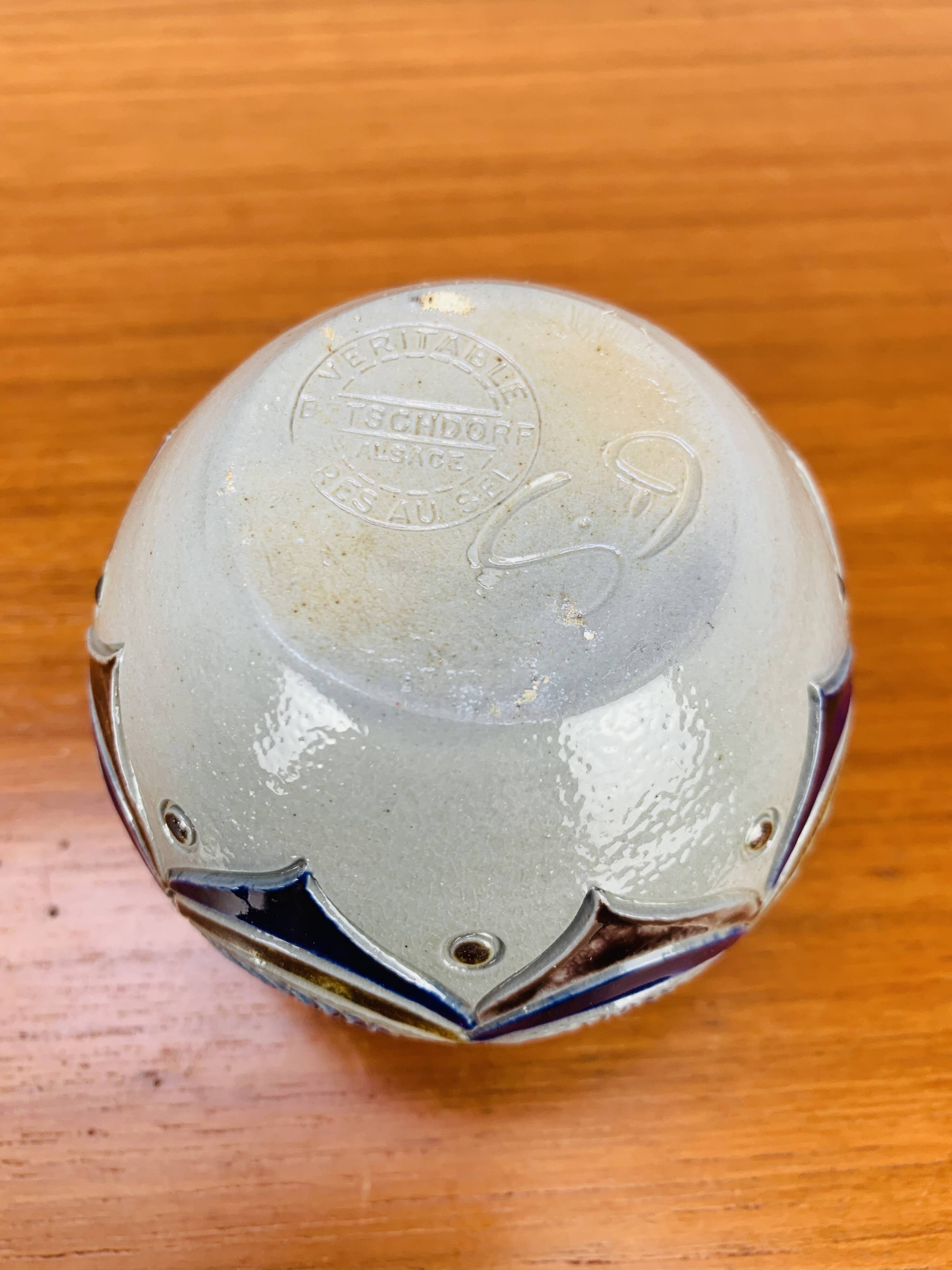 Art Deco vase in Alsace sandstone from Betschdorf