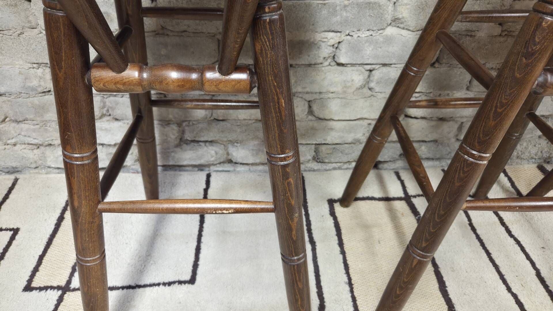 3 vintage wooden bar stools from the 60s/70s with a bistro spirit.