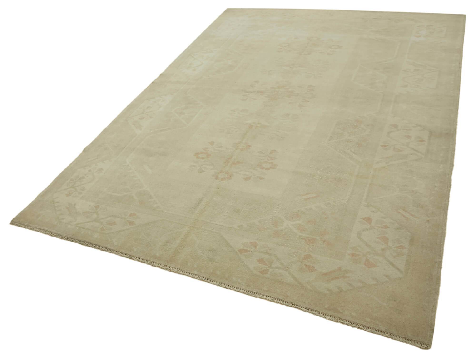 Turkish Vintage Anatolian Rug 205 cm x 313 cm