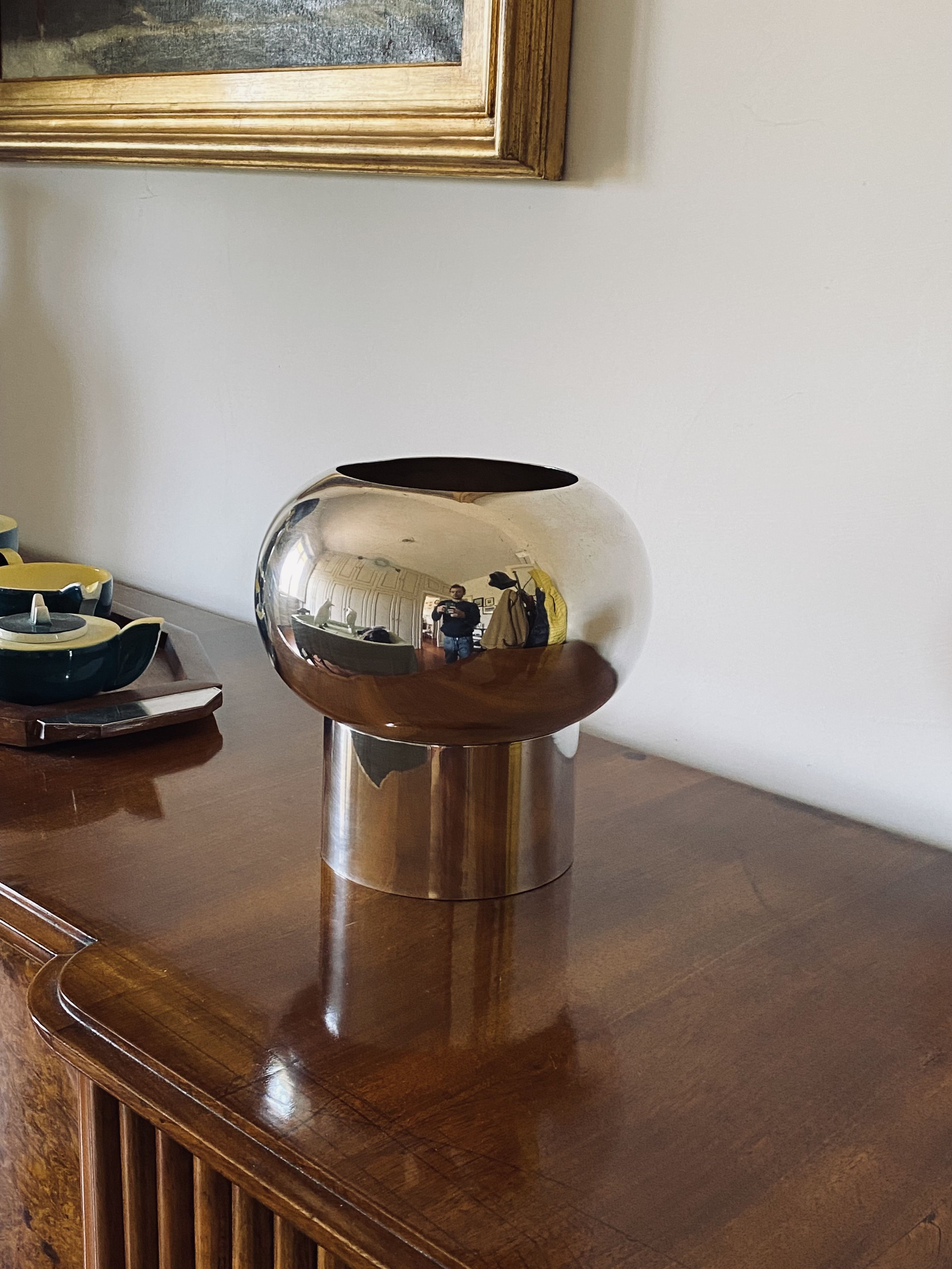 Midcentury modern centerpiece silver plated vase, Teghini Firenze, Italy, ca. 1970