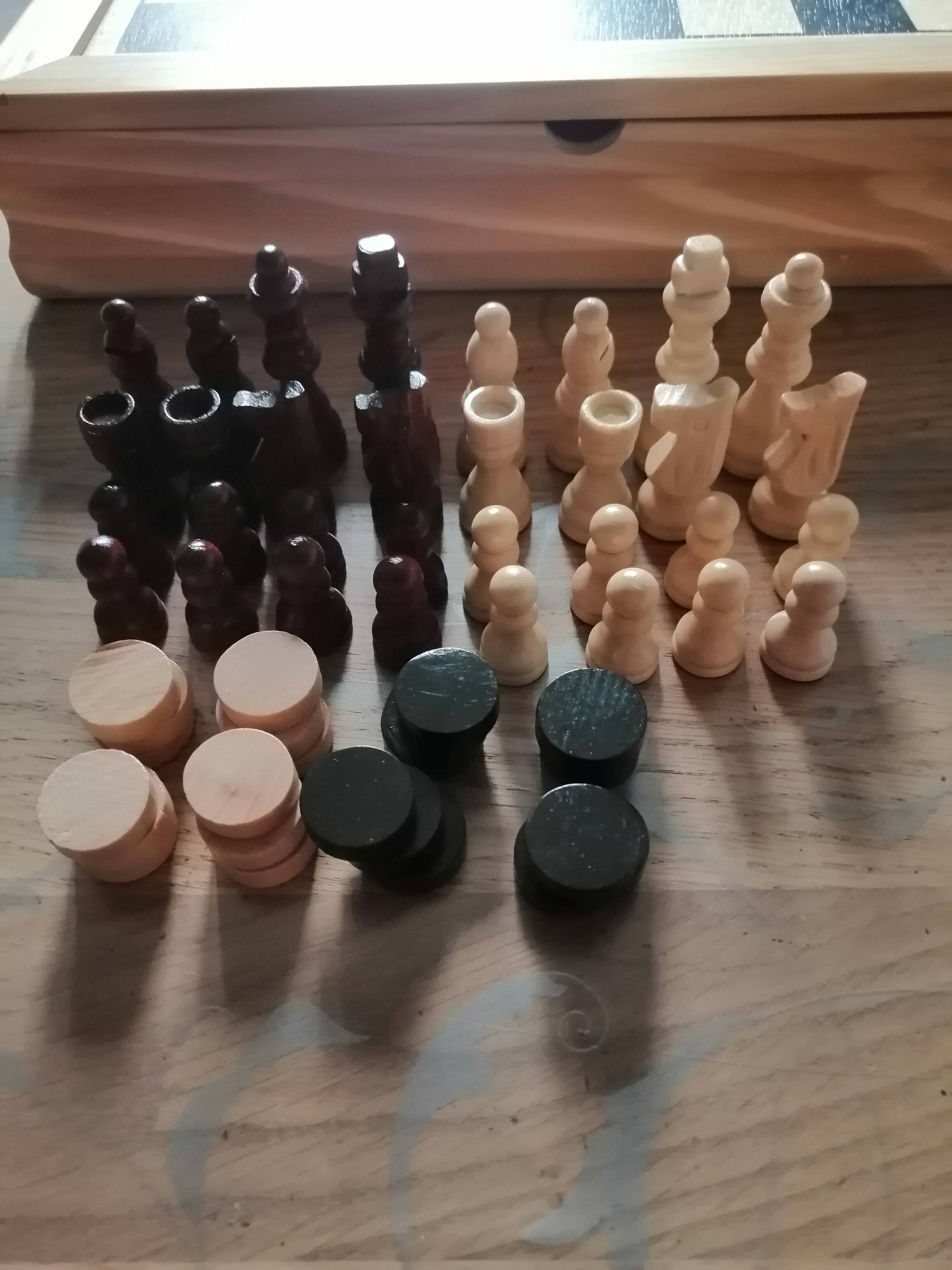 Board game set: checkers - chess - backgammon