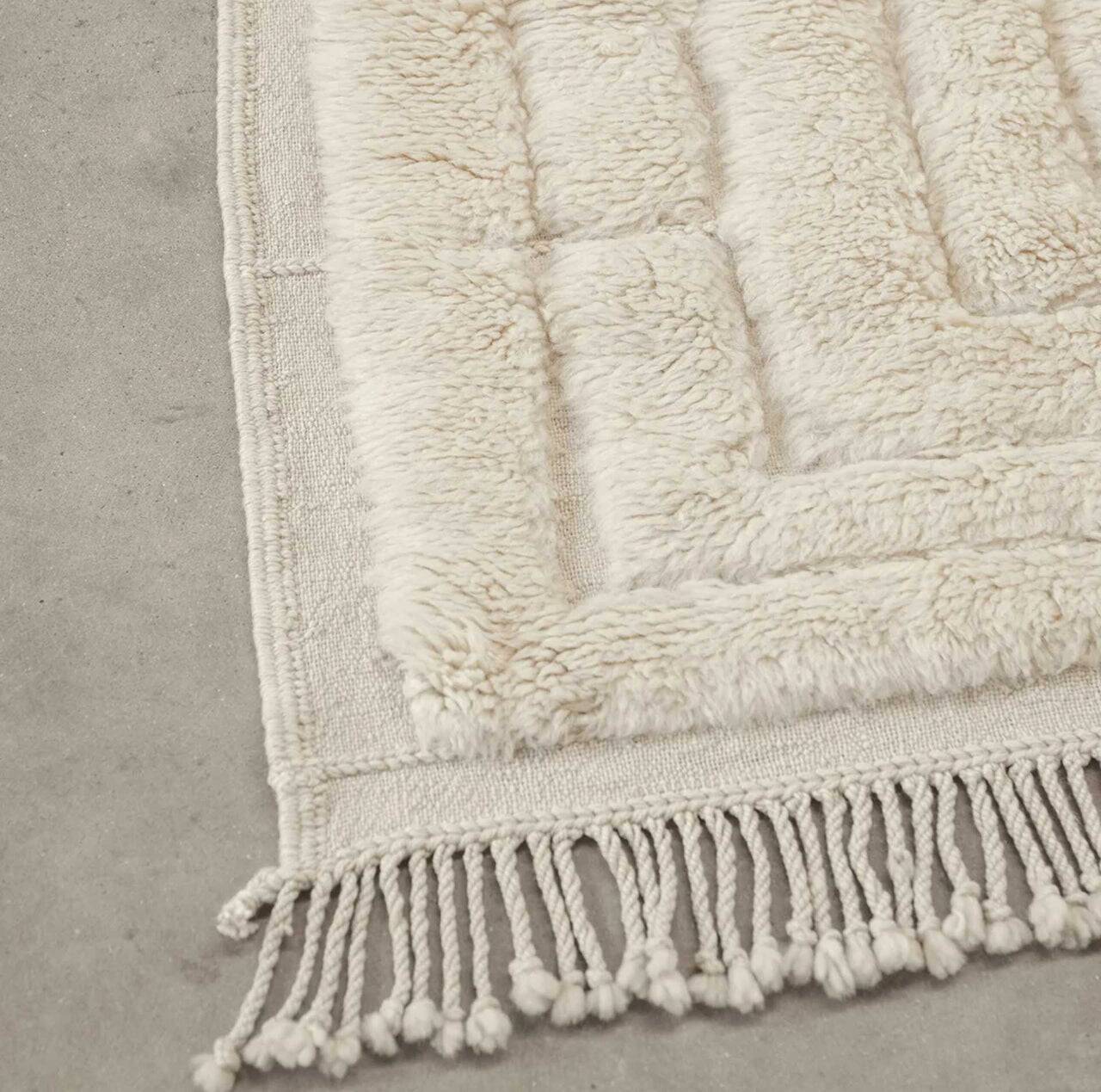 Handmade wool Berber rug 300X200 cm