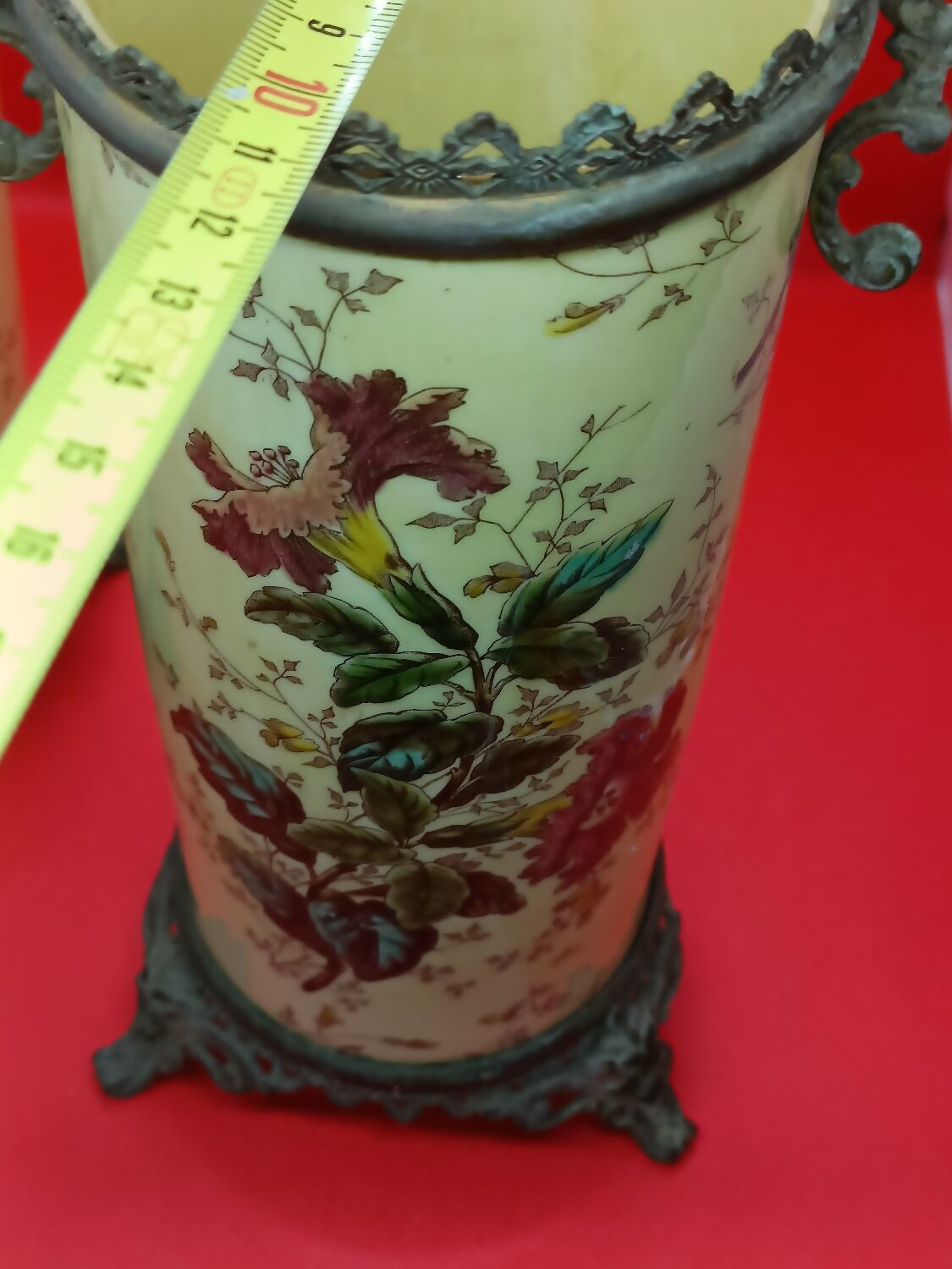 Pair of vases, bronze frame, Lunéville earthenware