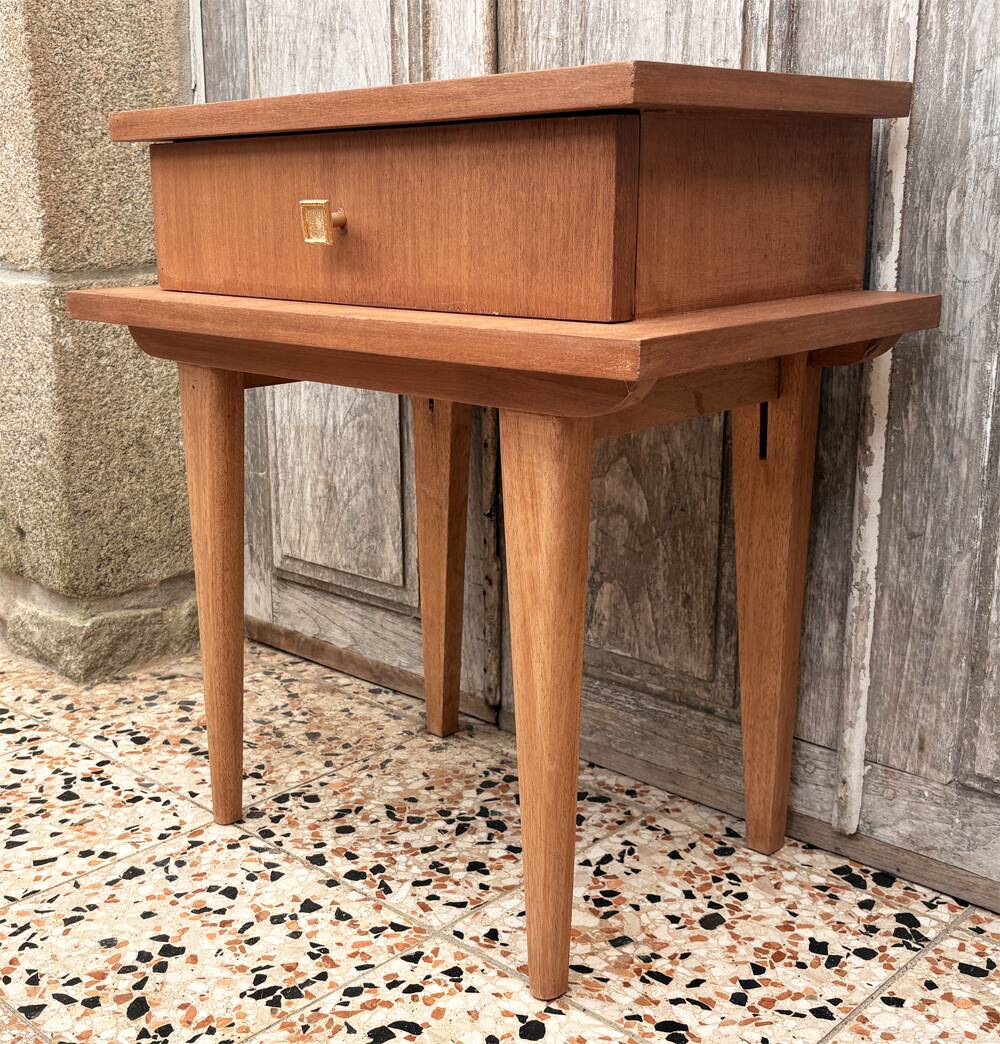 Teak bedside table – Mid-Century Scandinavian design from the 1950s-1960s