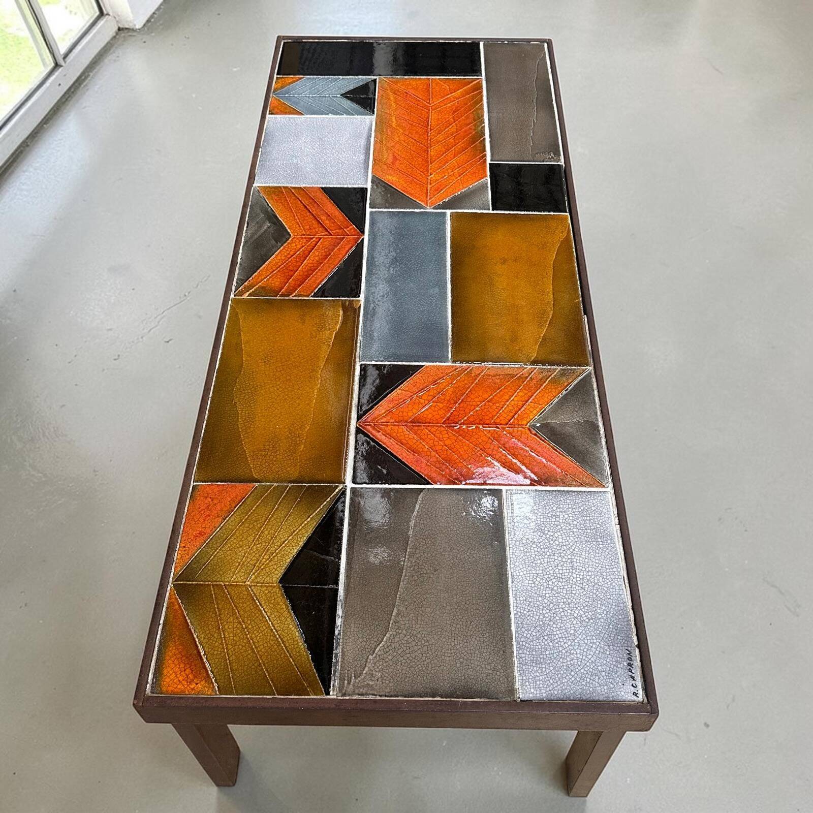 Ceramic coffee table by Roger Capron - Signed -