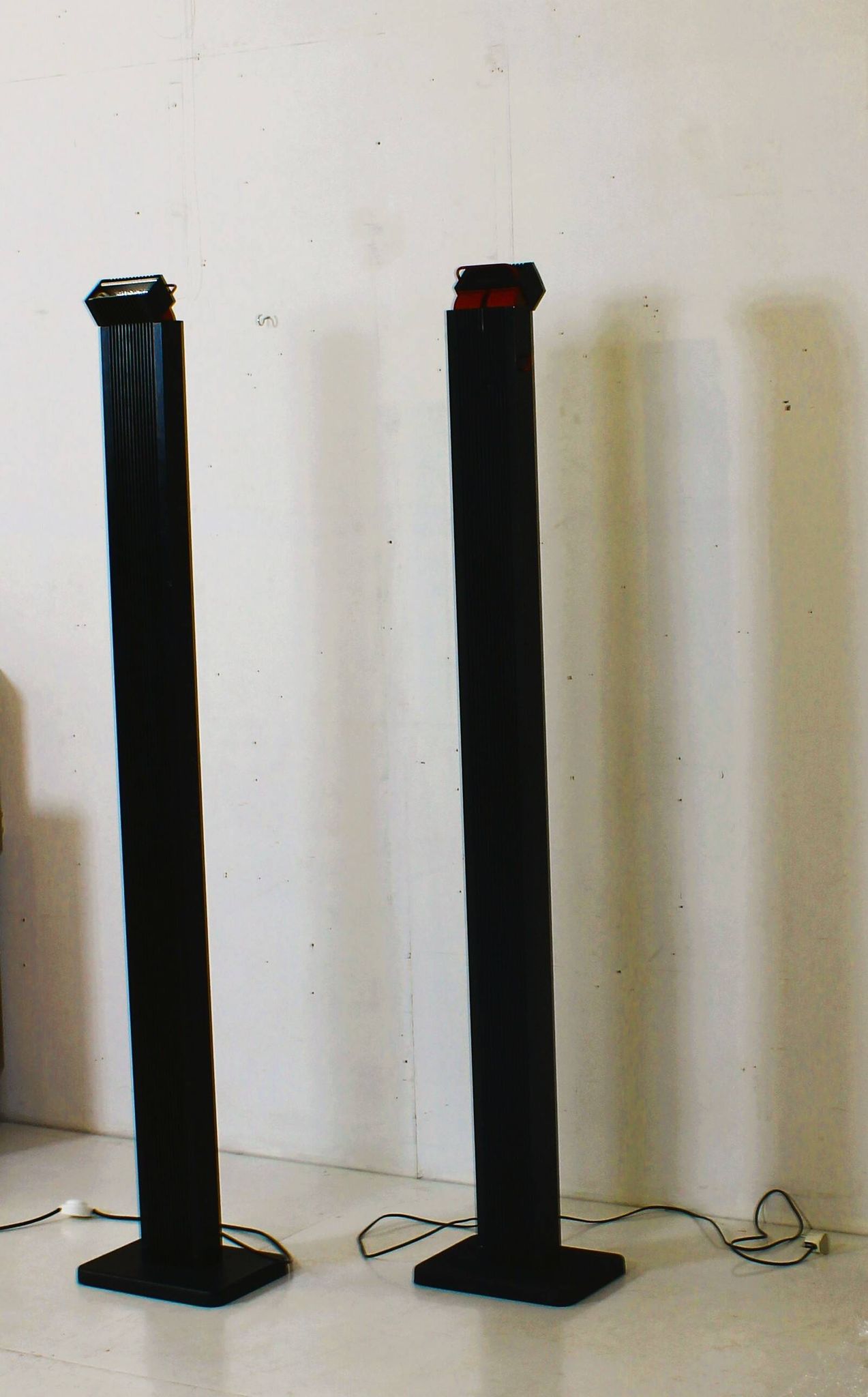 Pair of vintage Italian floor lamps "Zagar" by Silvio Carpani for Stil