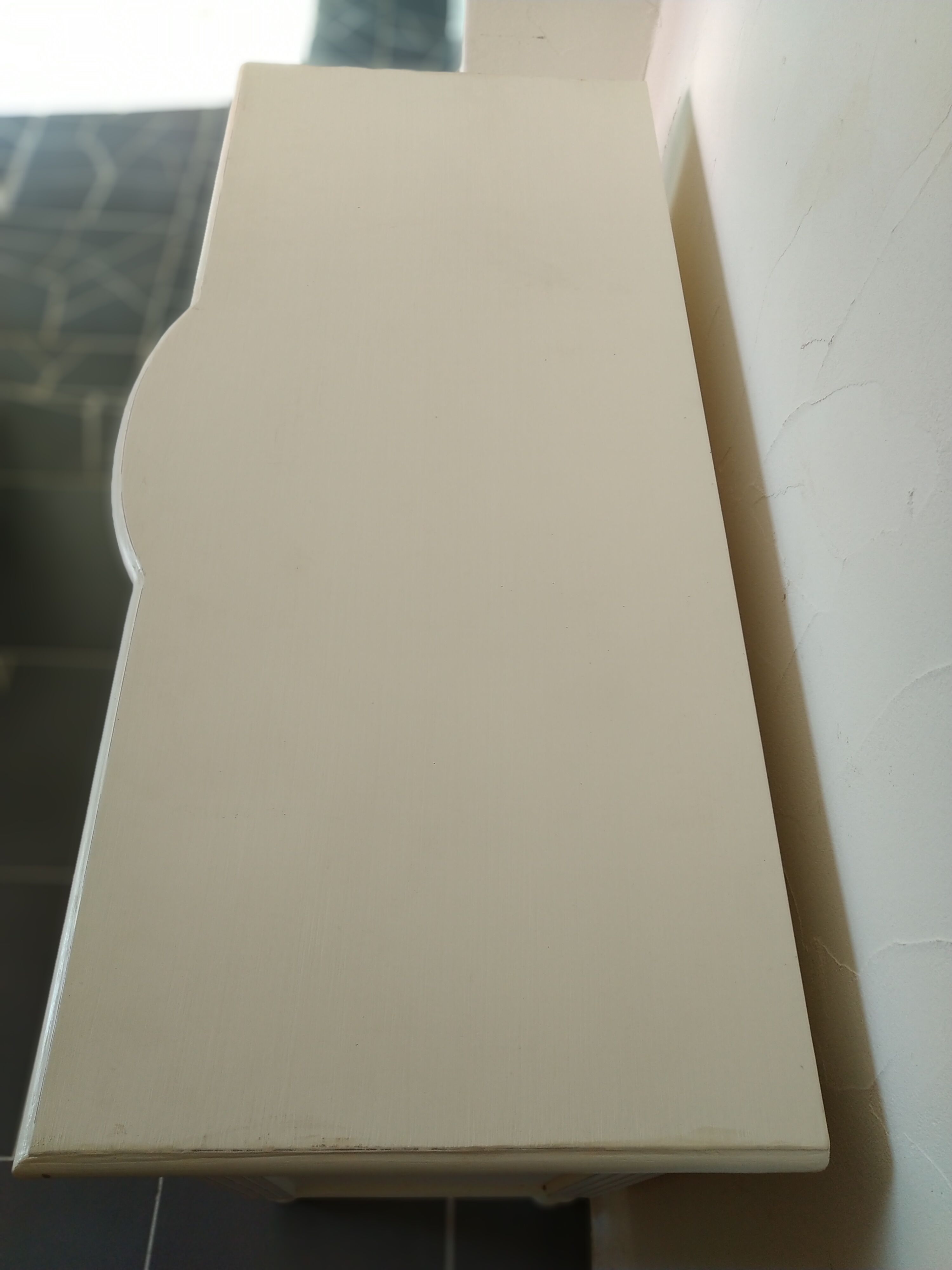 Louis XVI-style chest of drawers