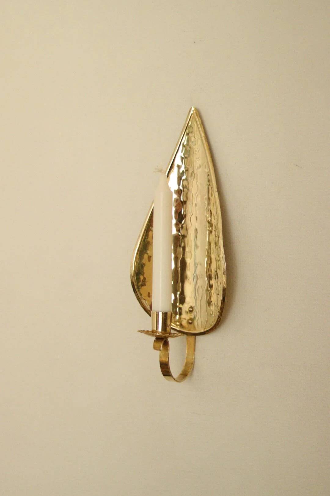 Single mid-century Swedish brass sconce