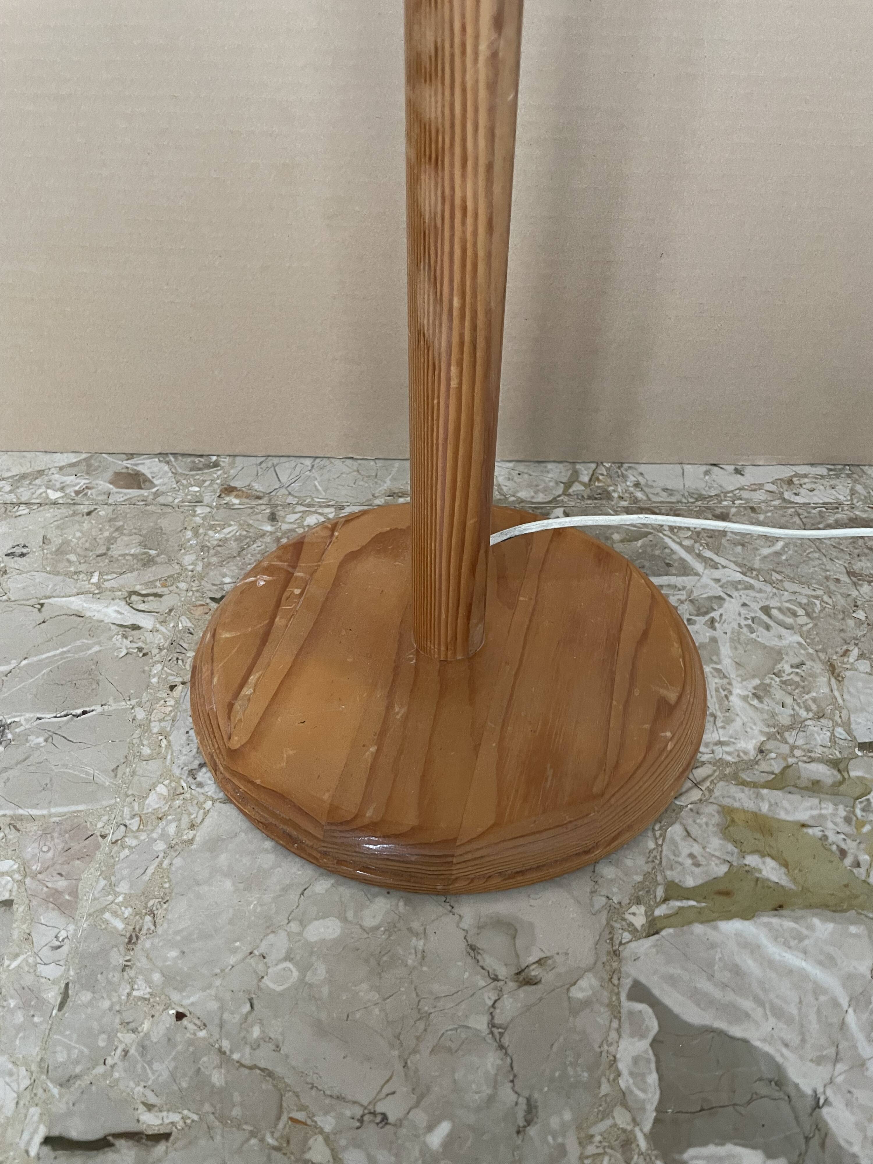 Lampadaire en bois ikea vintage