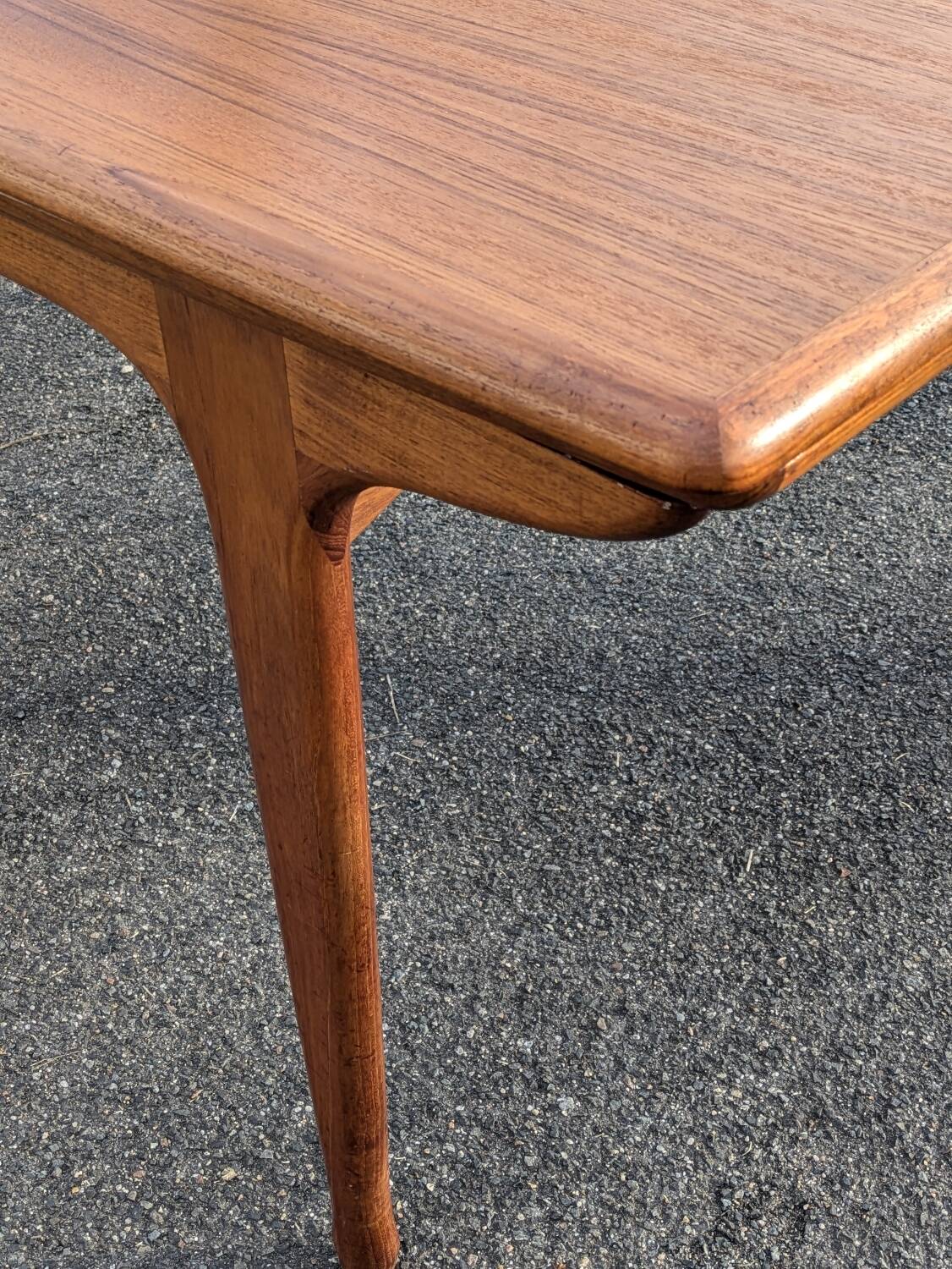 Vintage Teak dining table, "Paris TV cabinet" 1960 + extensions