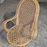 Ancien fauteuil en rotin
