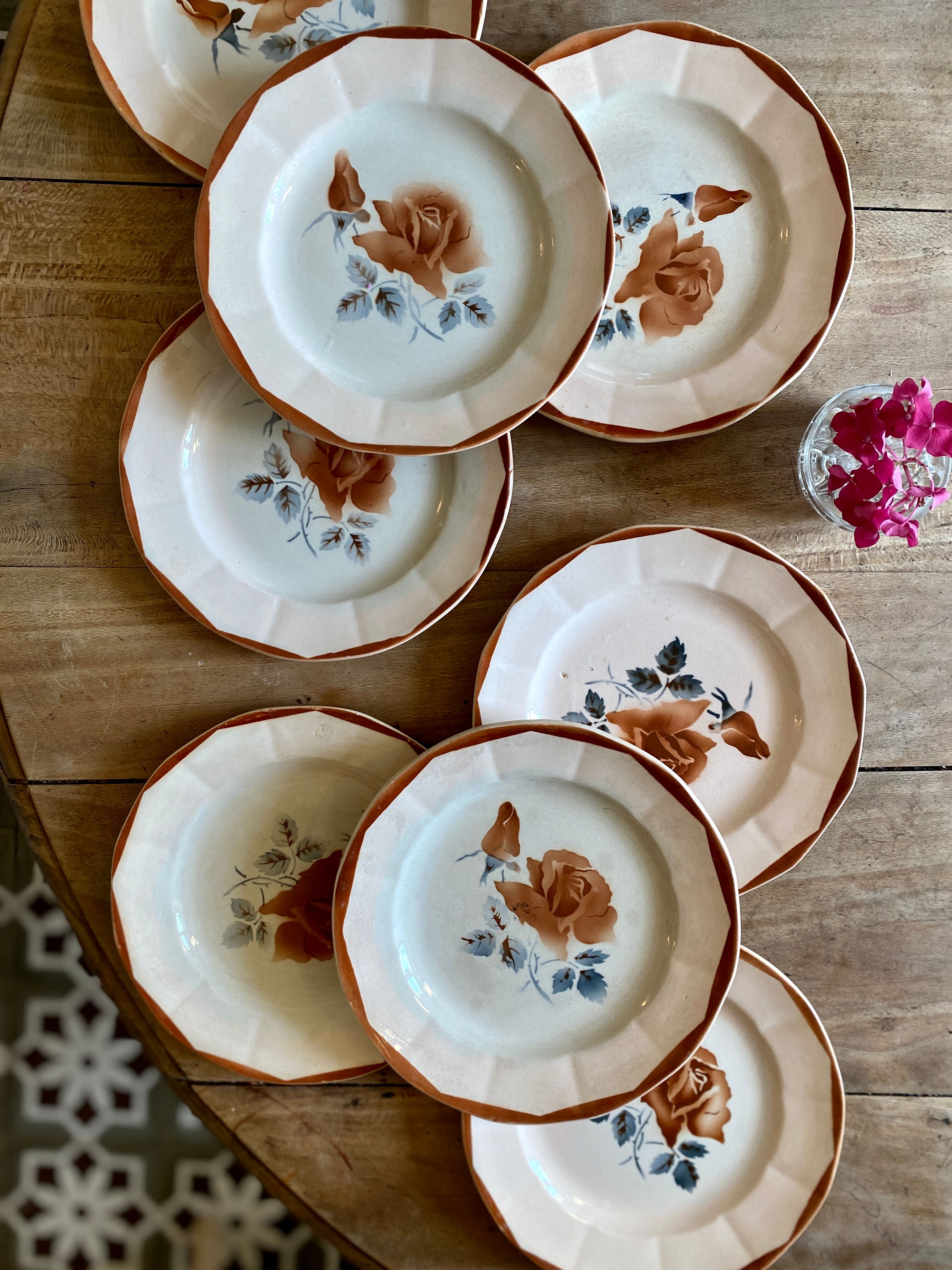 Set of 8 vintage dessert plates, model 9181 by Digoin