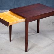 Table d'appoint avec tiroir en palissandre par Severin Hansen pour Haslev Møbelsnedkeri, années 1950.