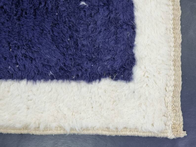 Traditional handmade wool azilal rug 250cmx150cm