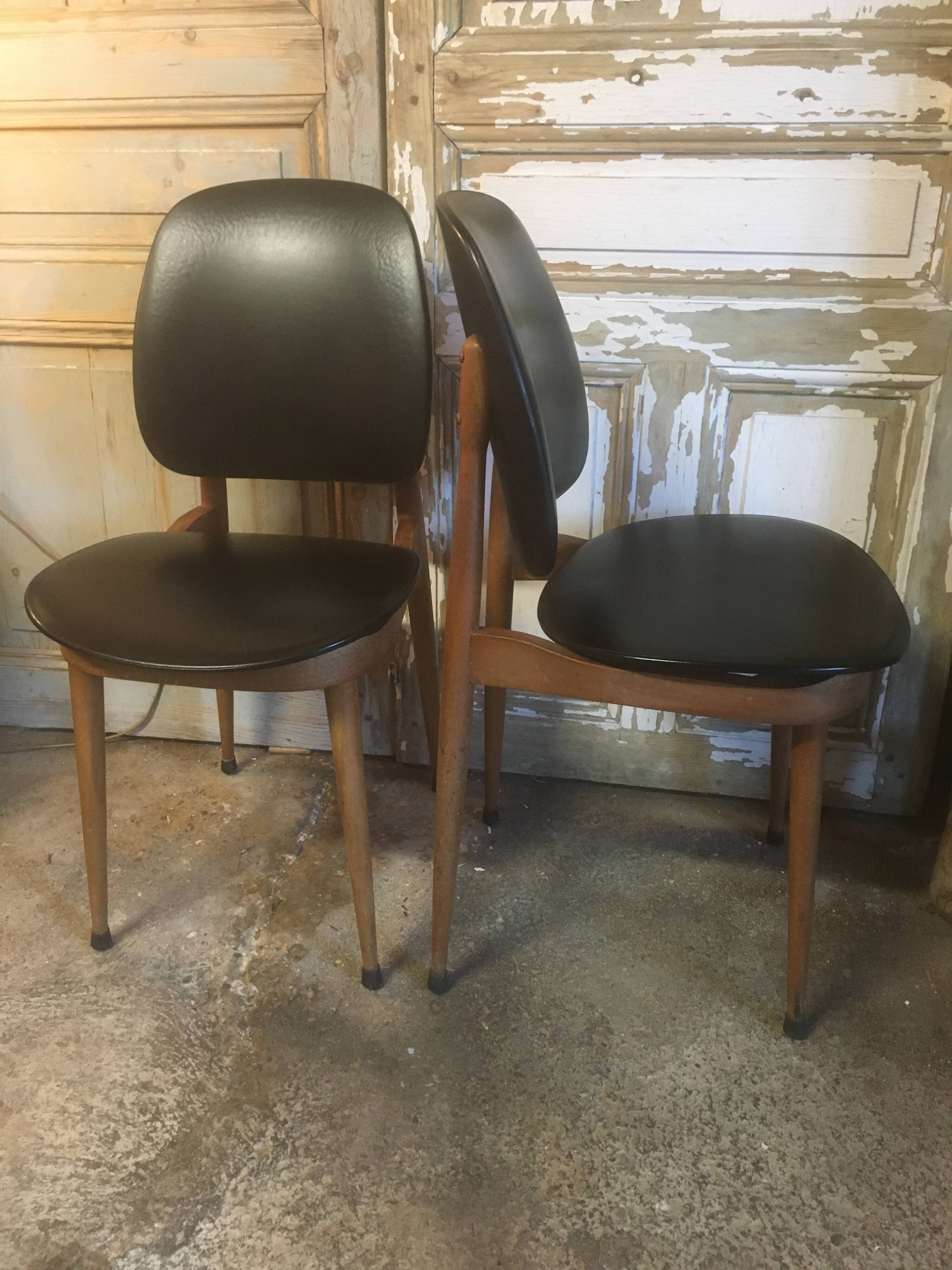 Pair of Pegase chairs by Baumann 1960